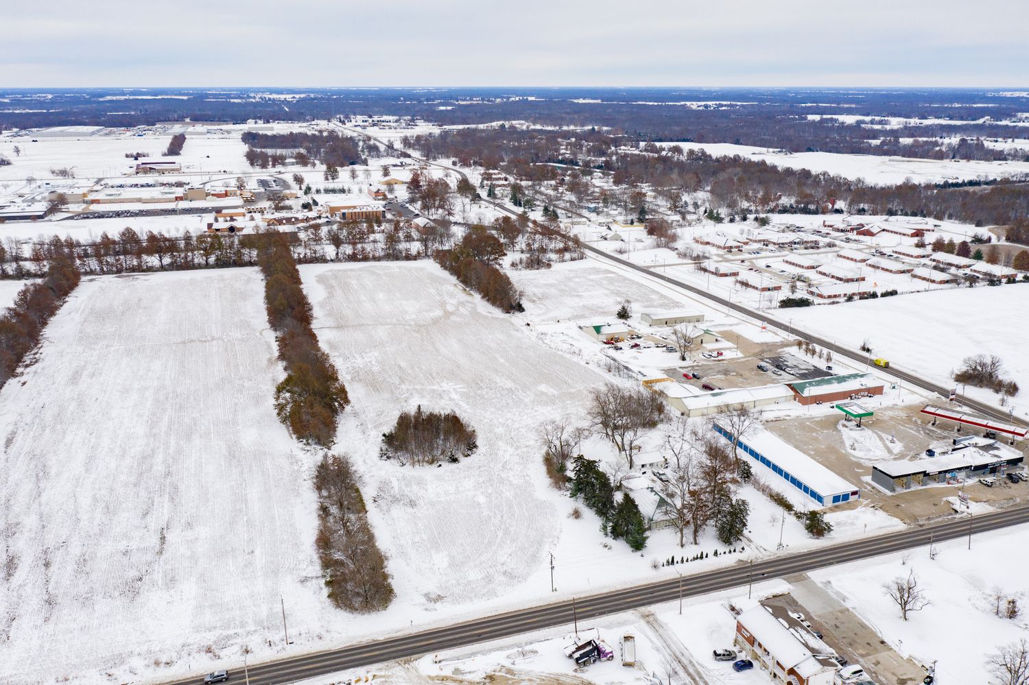 E Urbandale Dr and S Morley St: E Urbandale Dr & S Morley St, Moberly, MO 65270